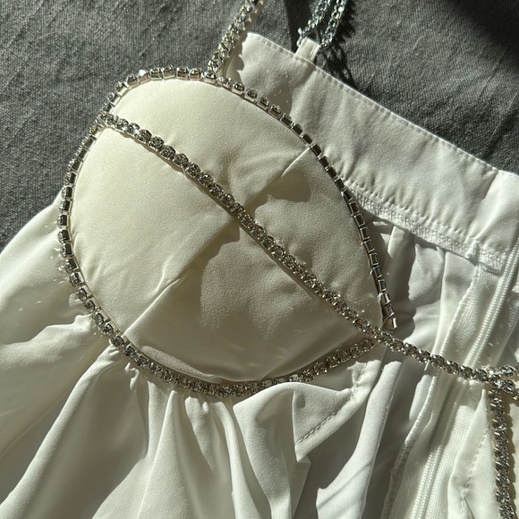 Never worn white bachelorette dress - Picture 4 of 9